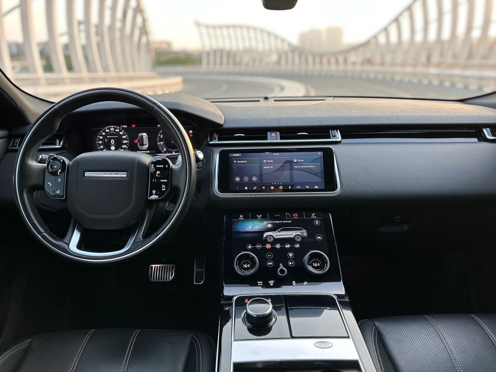 Land Rover Range Rover Velar R-Dynamic 2023