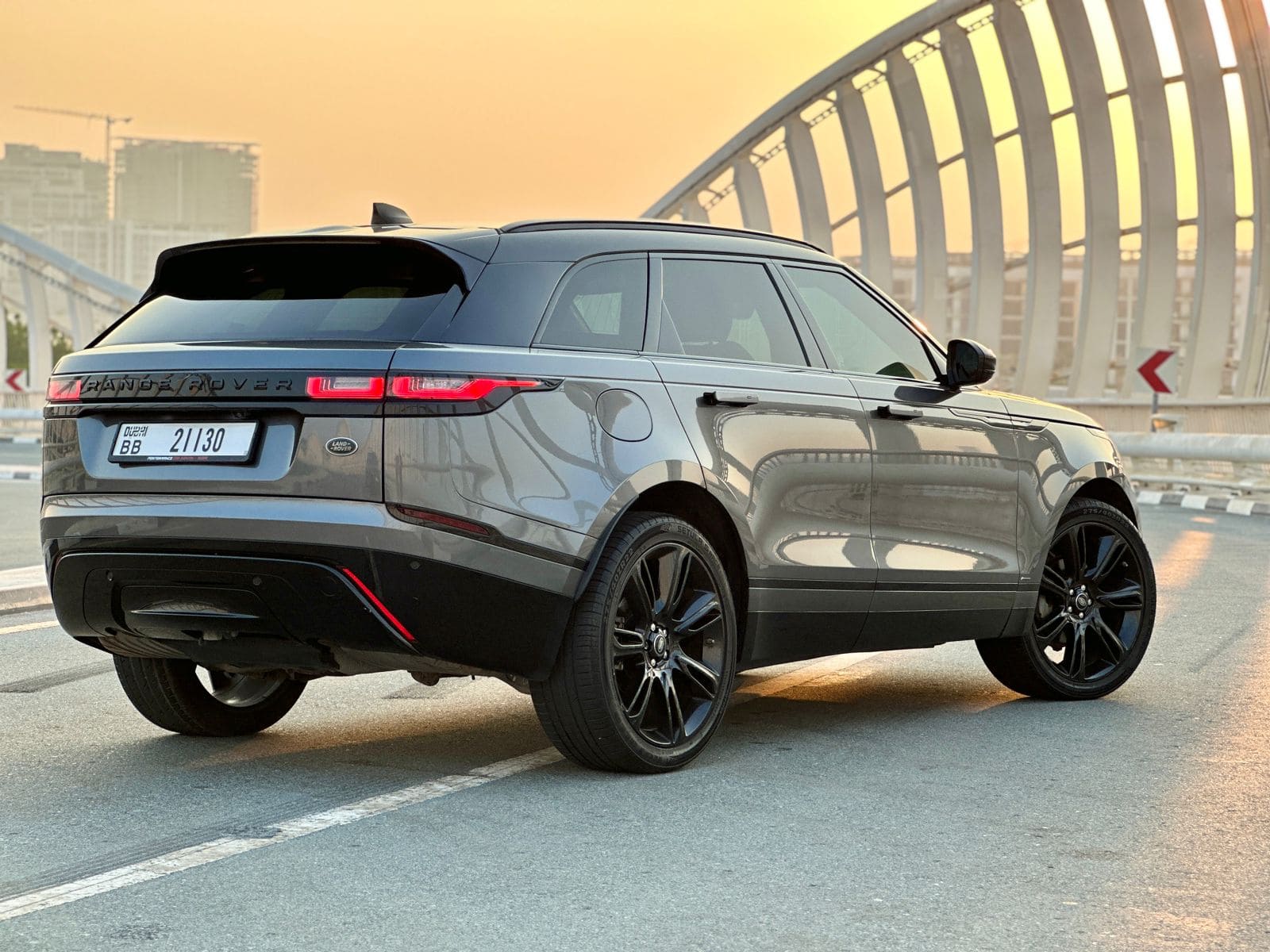 Land Rover Range Rover Velar R-Dynamic 2023