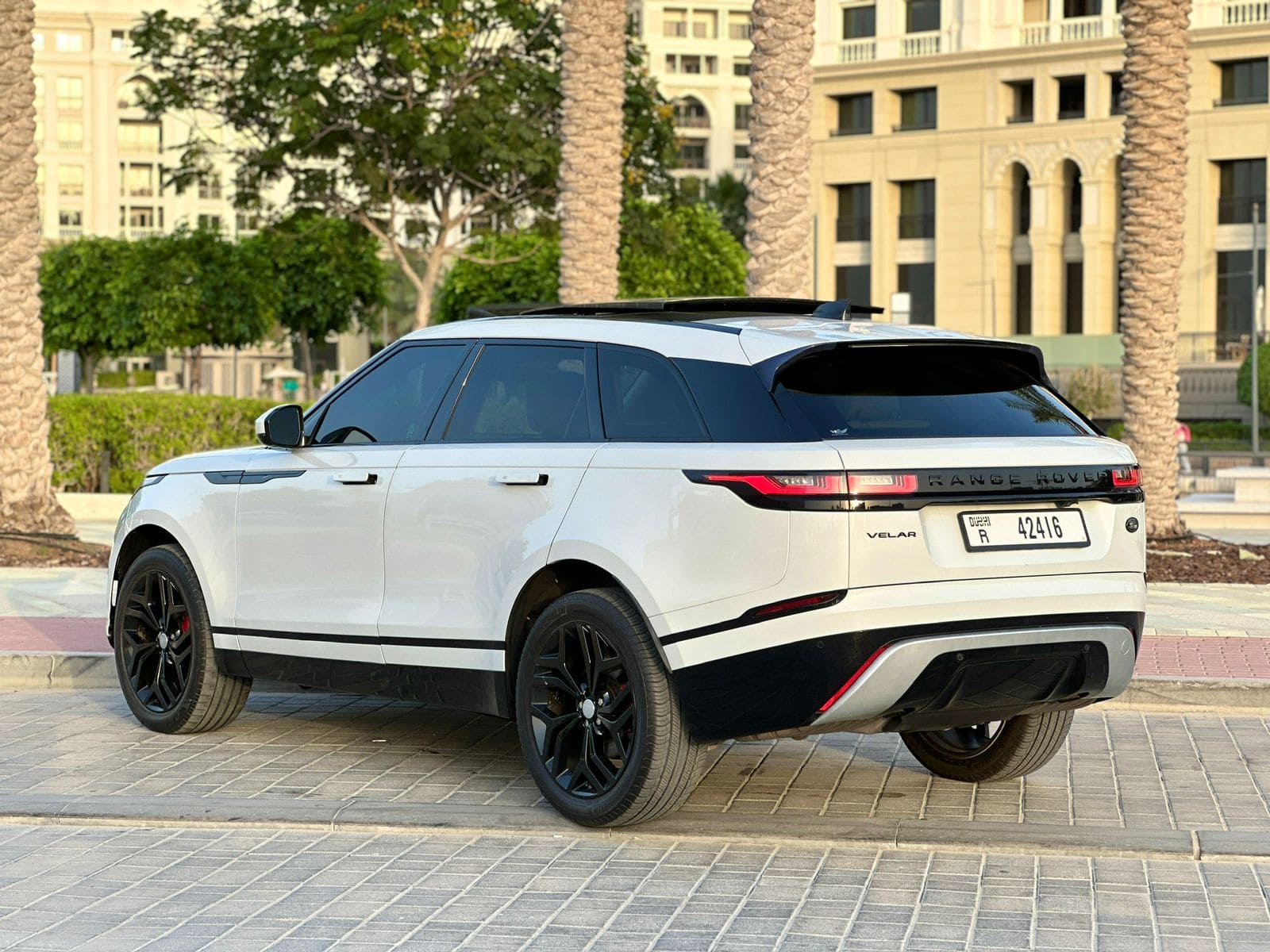 Land Rover Range Rover Velar 2023